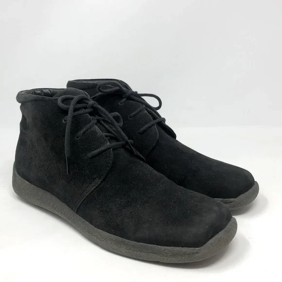 Ecco | Shoes | Ecco Mens Black Suede Chukka Boots | Poshmark display picture 1